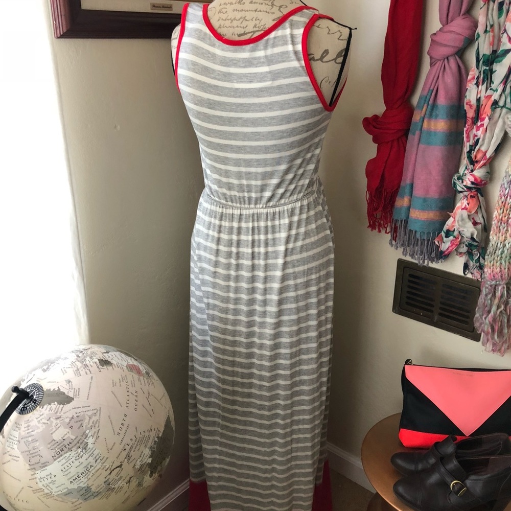 Striped Maxi Dress - Picture 5 of 6